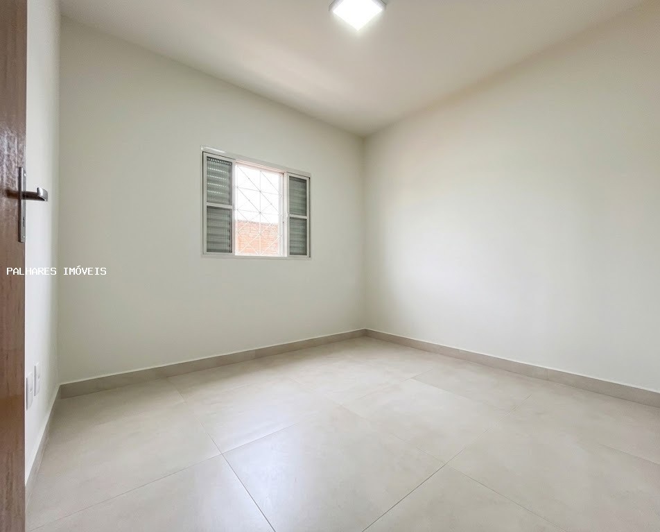 Casa à venda com 2 quartos, 1 banheiro e 2 vagas no MANOEL MENDES, Uberaba (MG) — foto 8 de 9