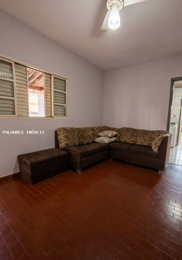 Casa à venda com 3 quartos, 2 banheiros, 4 vagas e 121m² no VILA MILITAR, Uberaba (MG) — foto 3 de 13
