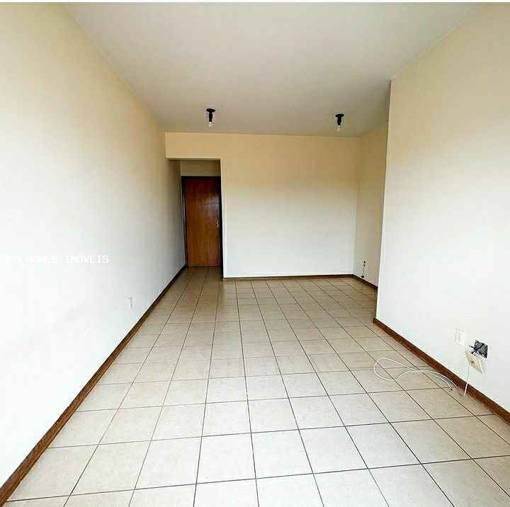 Apartamento à venda com 3 quartos, 1 suíte e 1 vaga no SANTA MARIA, Uberaba (MG) — foto 3 de 9