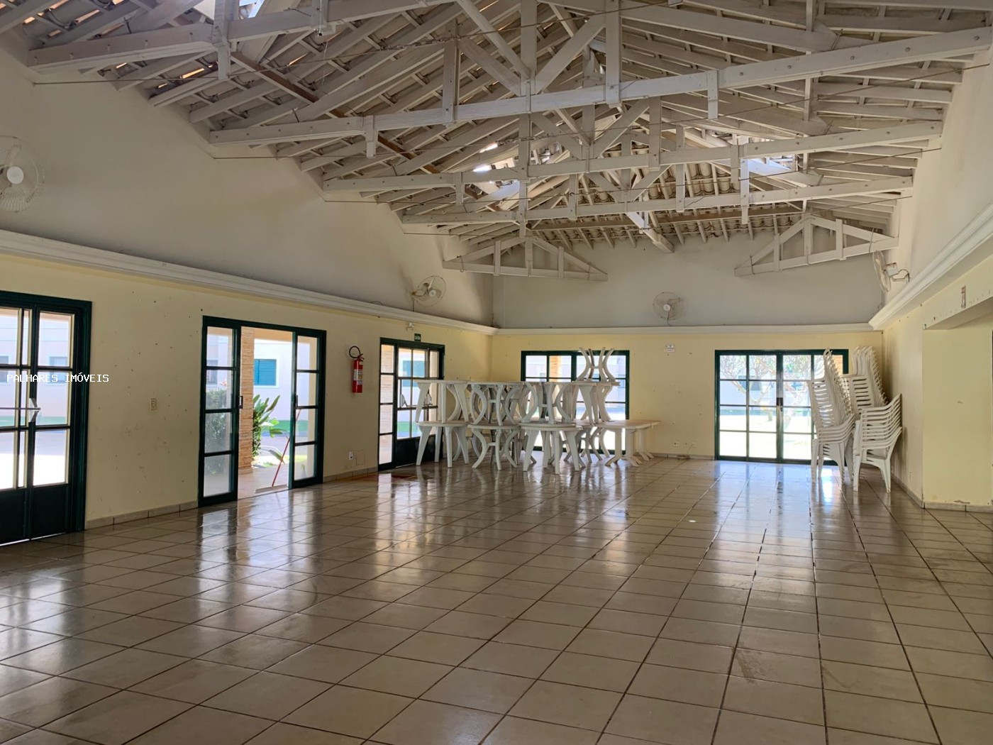 Apartamento à venda com 3 quartos, 1 suíte, 1 vaga e 98m² no OLINDA, Uberaba (MG) — foto 17 de 18